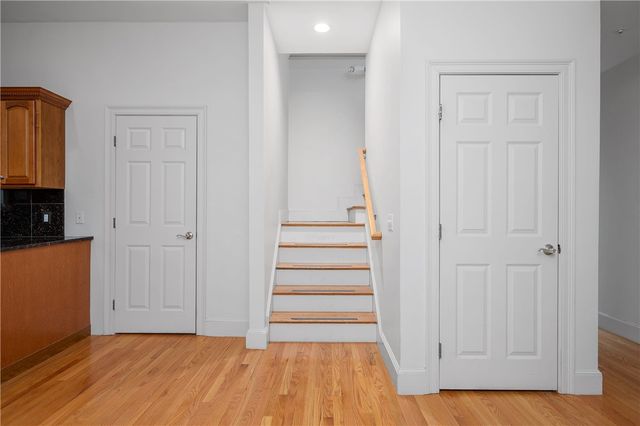 75 Orchard Avenue 4, Providence, RI 02906