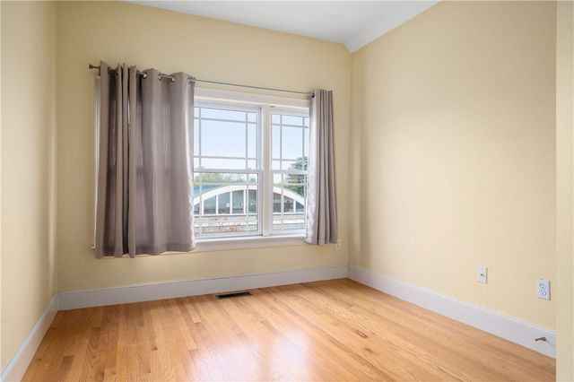 75 Orchard Avenue 4, Providence, RI 02906