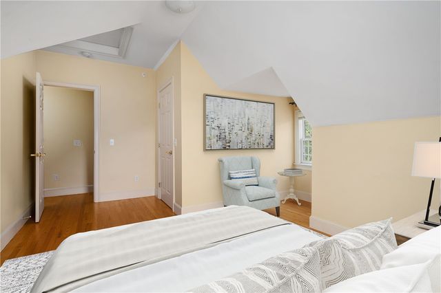 75 Orchard Avenue 4, Providence, RI 02906