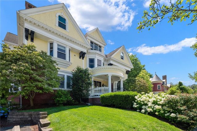 75 Orchard Avenue 4, Providence, RI 02906