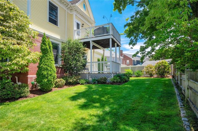 75 Orchard Avenue 4, Providence, RI 02906