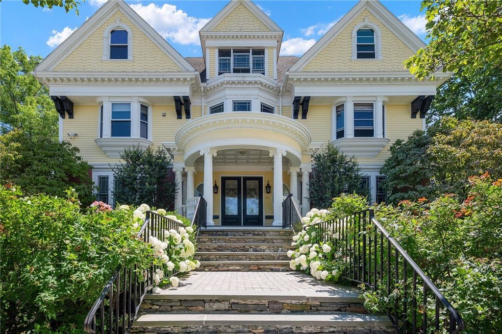 75 Orchard Avenue 4, Providence, RI 02906