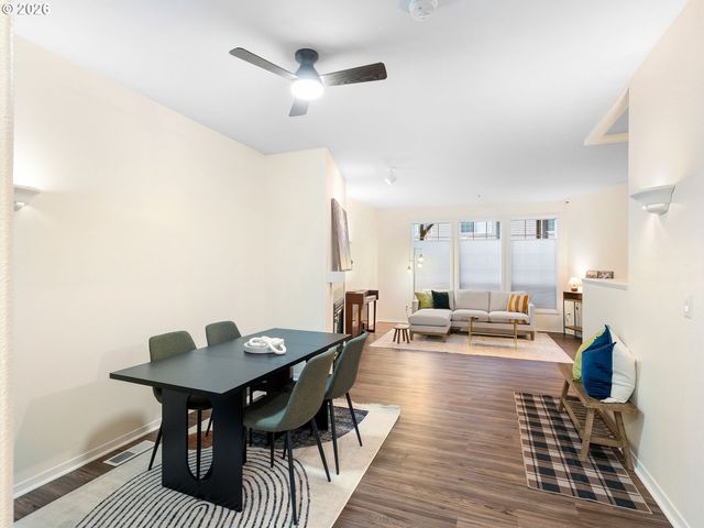 13210 Se 7TH St J45, Vancouver, WA 98683