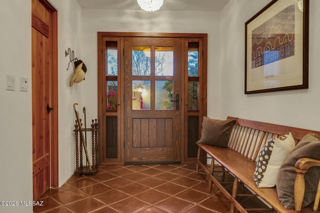 5545 N Entrada Quince, Tucson, AZ 85718