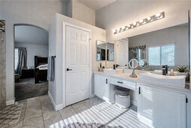 1932 Empoli Court, Las Vegas, NV 89134