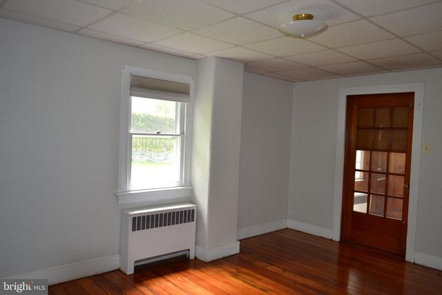 7340 FERRY RD, New Hope, PA 18938