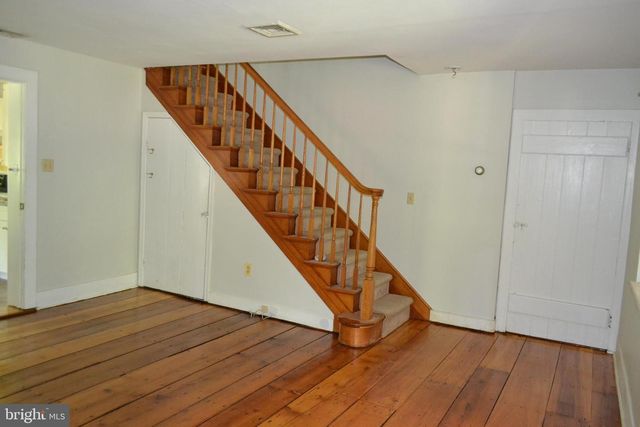 7340 FERRY RD, New Hope, PA 18938