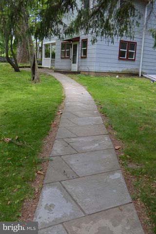 7340 FERRY RD, New Hope, PA 18938