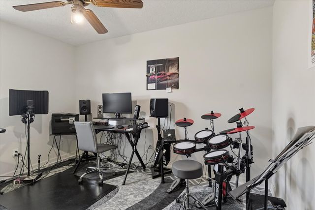 4100 New Hope Meadow Rd, Hermitage, TN 37076