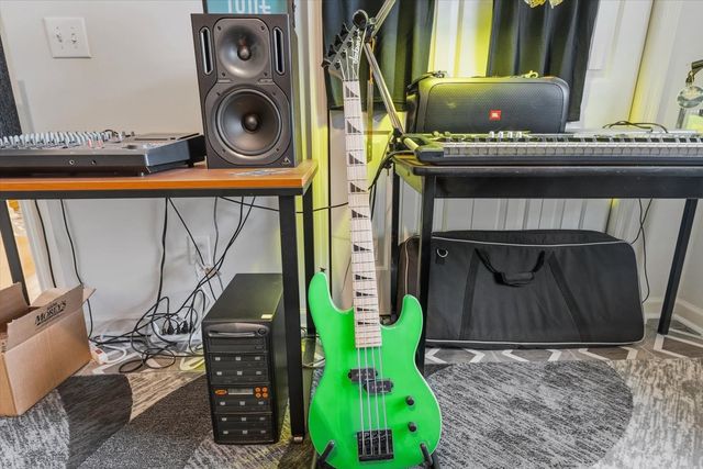 4100 New Hope Meadow Rd, Hermitage, TN 37076