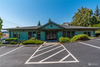 380 SE Barrington Drive, Oak Harbor, WA 98277
