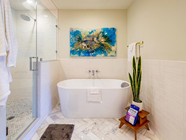 3139 Bissonnet Street, Houston, TX 77005