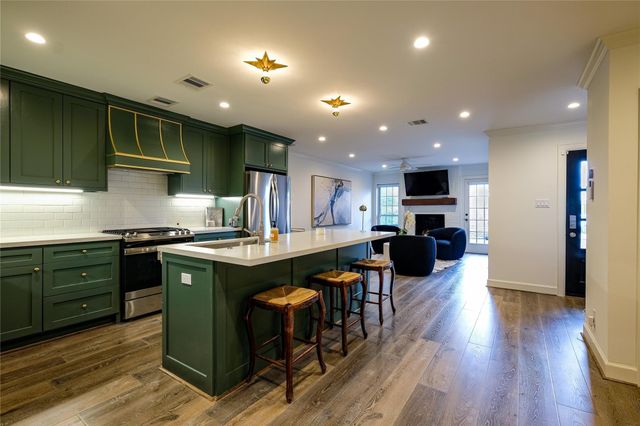 3139 Bissonnet Street, Houston, TX 77005