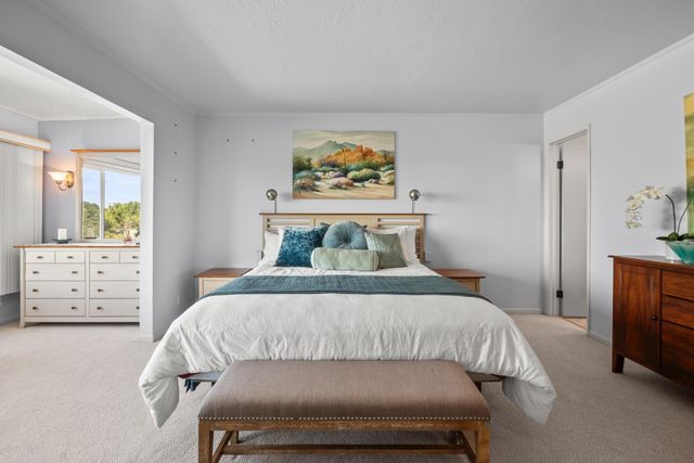 773 Lakeview Way, Redwood City, CA 94062