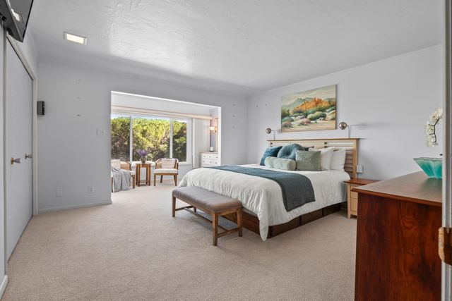 773 Lakeview Way, Redwood City, CA 94062
