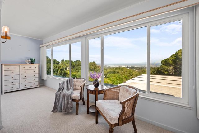 773 Lakeview Way, Redwood City, CA 94062