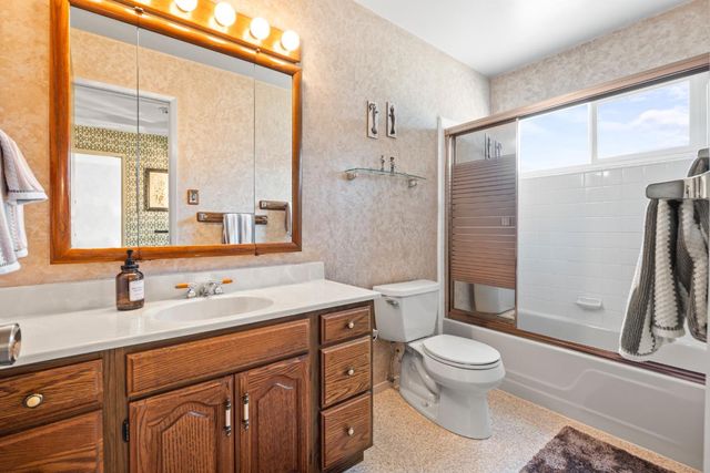 773 Lakeview Way, Redwood City, CA 94062