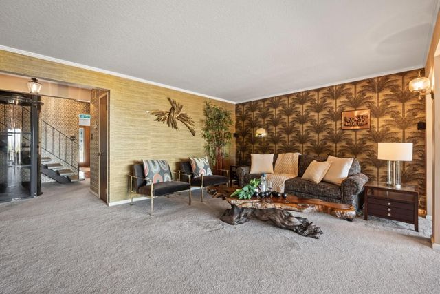 773 Lakeview Way, Redwood City, CA 94062