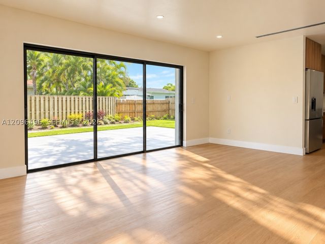 11701 NW 14th St, Pembroke Pines, FL 33026
