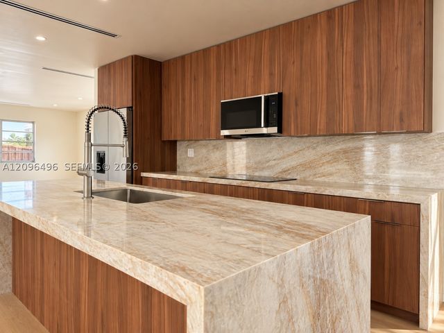 11701 NW 14th St, Pembroke Pines, FL 33026