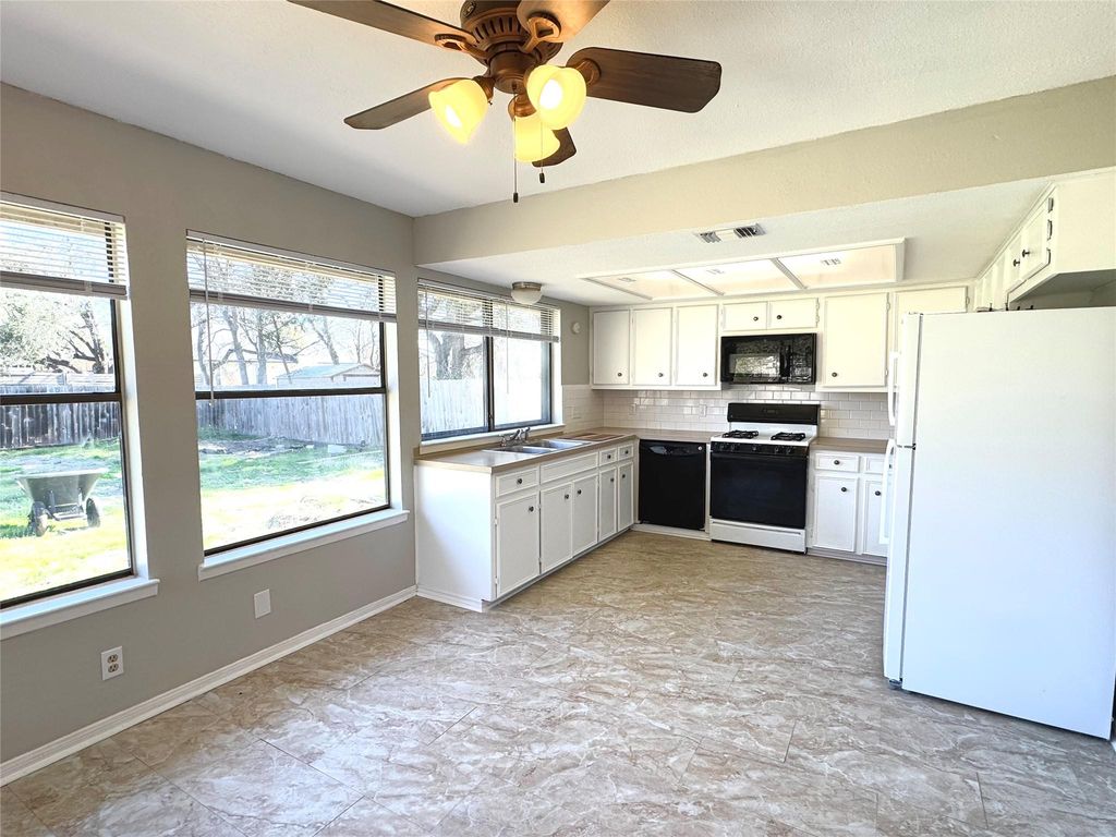 3419 Lonesome TRL, Georgetown, TX 78628