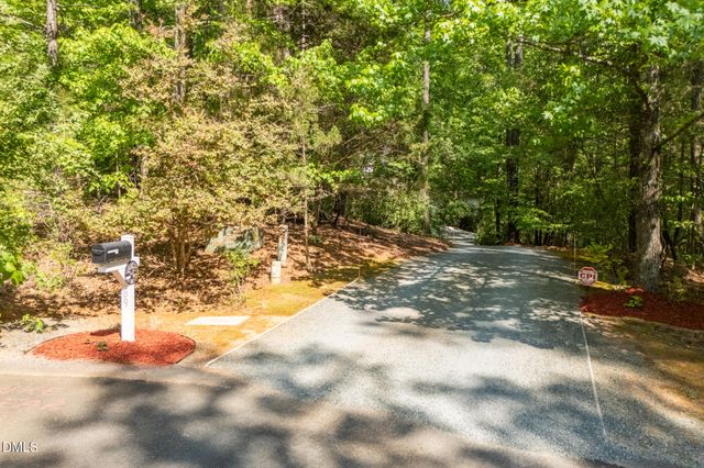 89 Lauren Court, Pittsboro, NC 27312