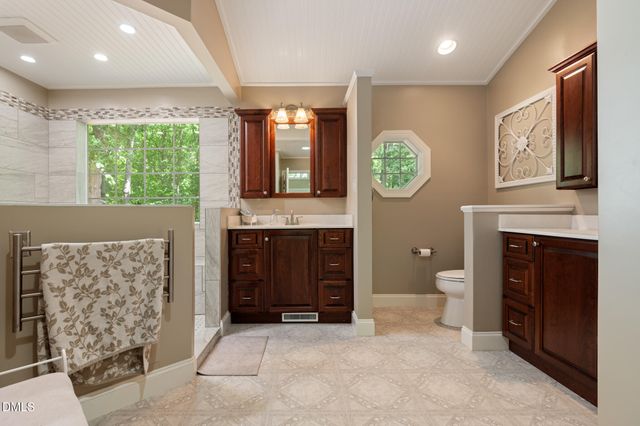 89 Lauren Court, Pittsboro, NC 27312