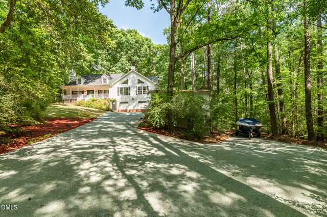 89 Lauren Court, Pittsboro, NC 27312
