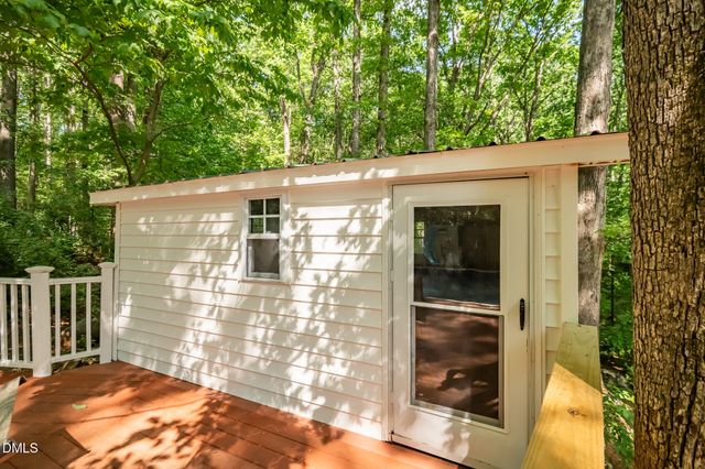 89 Lauren Court, Pittsboro, NC 27312