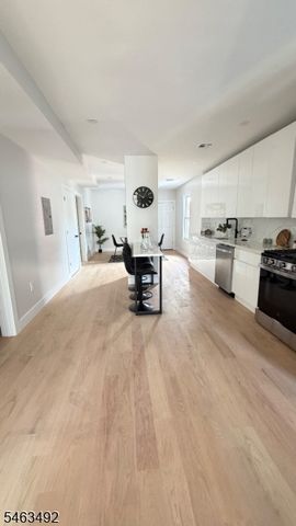 69 Mercer St, Paterson City, NJ 07524