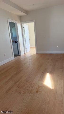69 Mercer St, Paterson City, NJ 07524