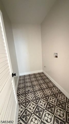 69 Mercer St, Paterson City, NJ 07524