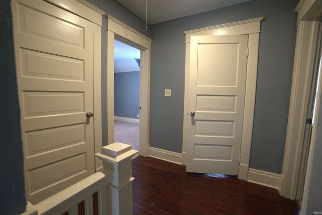 1004 W LaSalle Court, South Bend, IN 46616