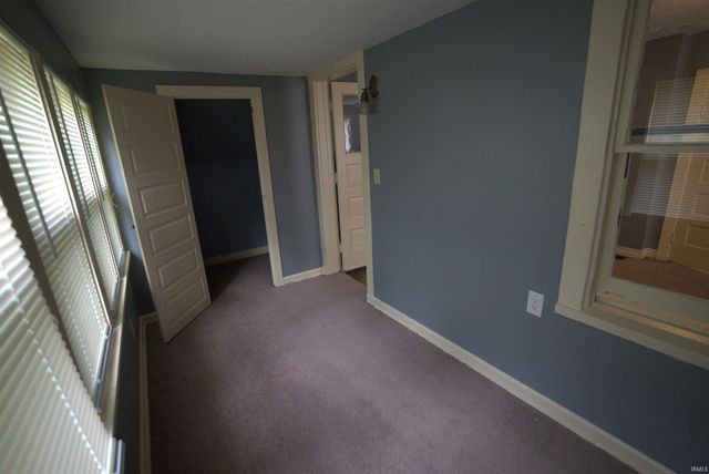 1004 W LaSalle Court, South Bend, IN 46616