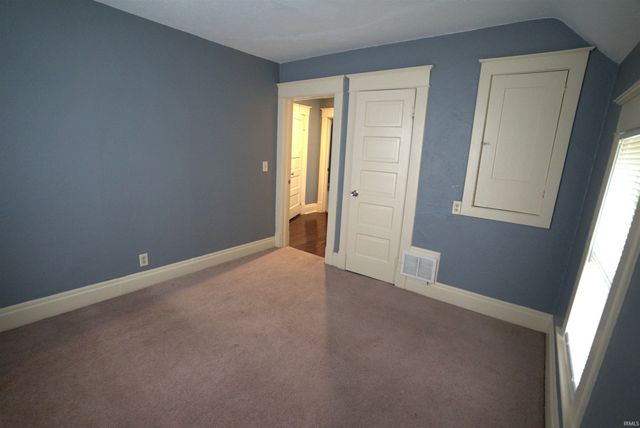 1004 W LaSalle Court, South Bend, IN 46616