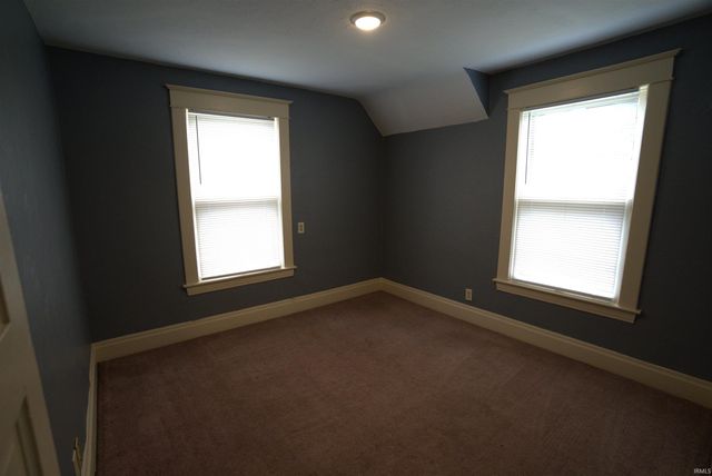 1004 W LaSalle Court, South Bend, IN 46616