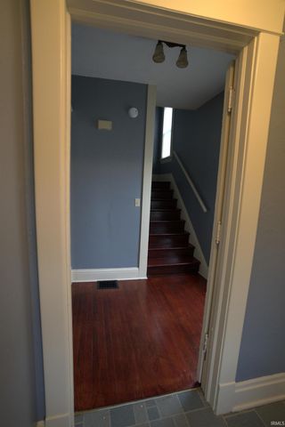1004 W LaSalle Court, South Bend, IN 46616