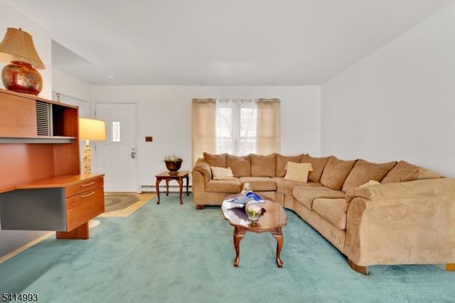 627 E Vail Rd, Roxbury Twp., NJ 07850