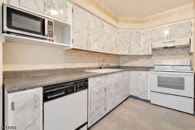 627 E Vail Rd, Roxbury Twp., NJ 07850