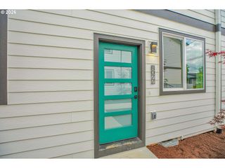 8077 Se Carlton St, Portland, OR 97206