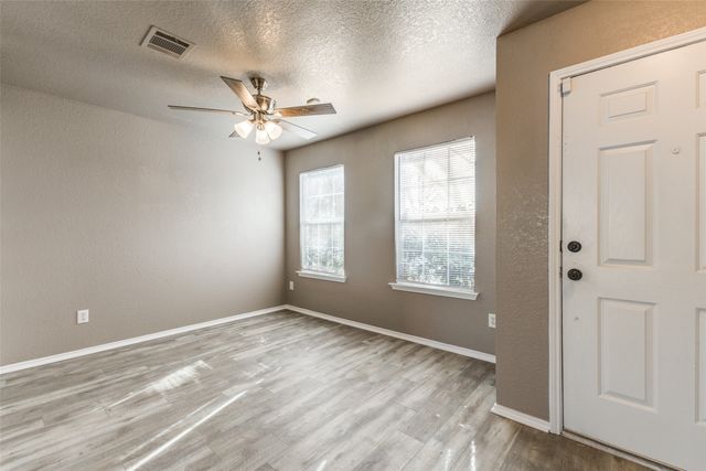4032 Red Rock, Heartland, TX 75126