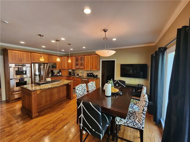 7635 Blandford Place, Atlanta, GA 30350