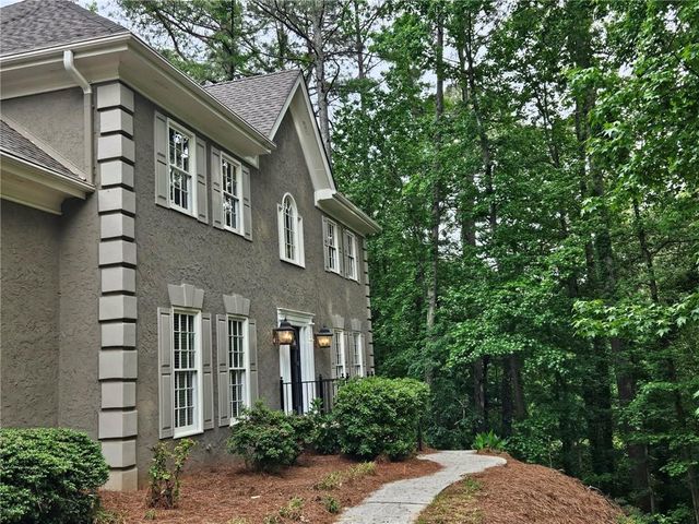 7635 Blandford Place, Atlanta, GA 30350