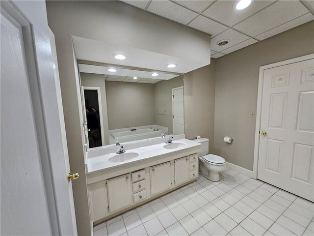 7635 Blandford Place, Atlanta, GA 30350