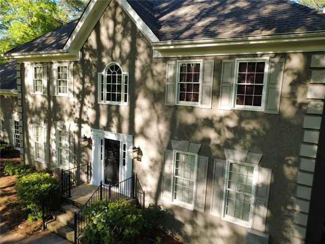 7635 Blandford Place, Atlanta, GA 30350