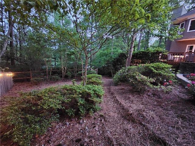7635 Blandford Place, Atlanta, GA 30350