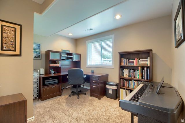 8292 S PINEY CT, West Jordan, UT 84088