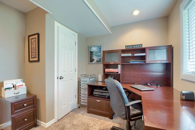8292 S PINEY CT, West Jordan, UT 84088