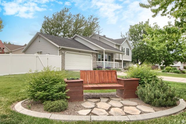 8292 S PINEY CT, West Jordan, UT 84088