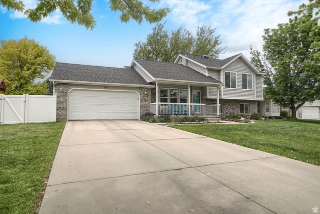 8292 S PINEY CT, West Jordan, UT 84088